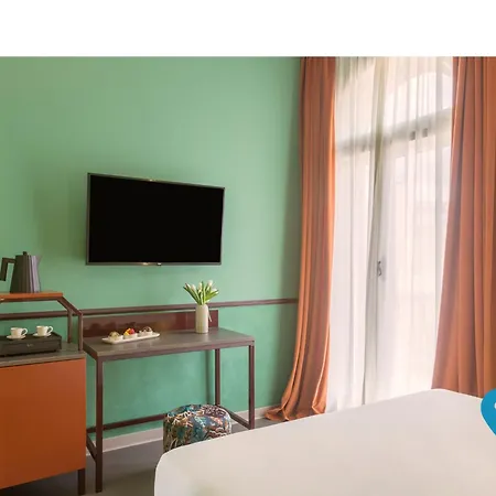 Triplyrooms Collection - Spagna * Rome